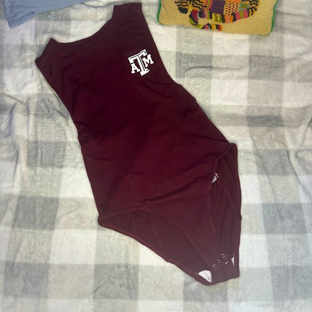 ♥️Super cute Texas A&M body suit♥️